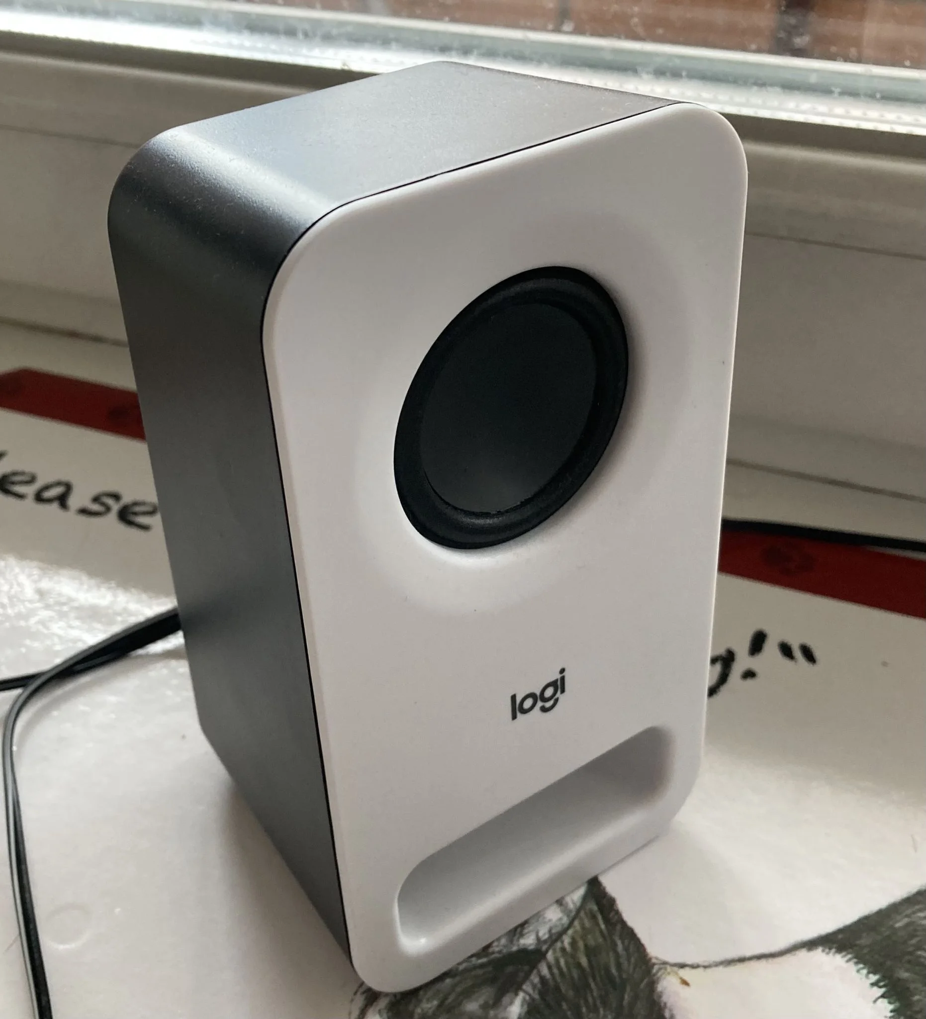 Колонки Logitech Z-150 980-000815 Speakers snow белый Колонки