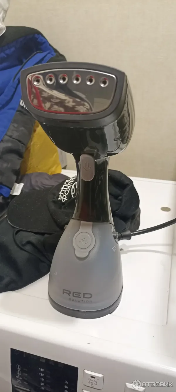 Отпариватель для одежды RED SOLUTION HS760