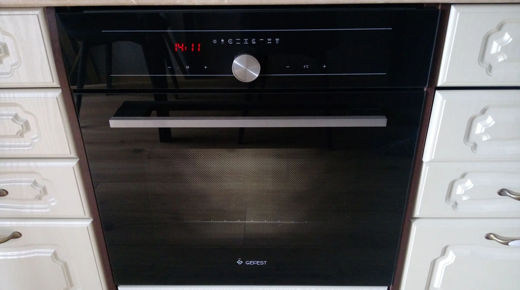 Духовой шкаф DA 622-05 S 22428000 GEFEST
