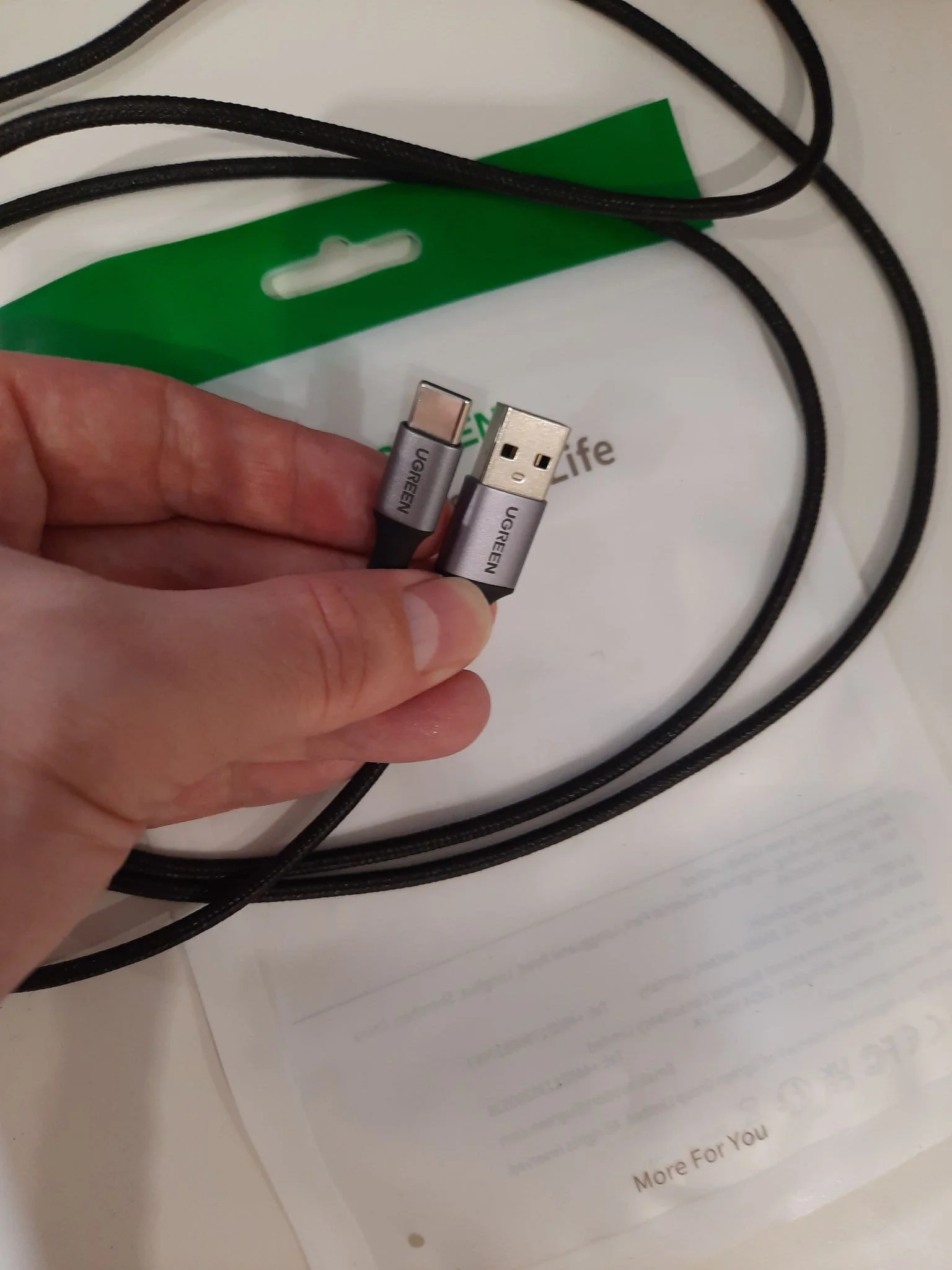 Кабель для цифровой техники и смартфонов Ugreen USB A 2.0 - USB C, никелированная алюминиевая оплетка, 2 м (60128)