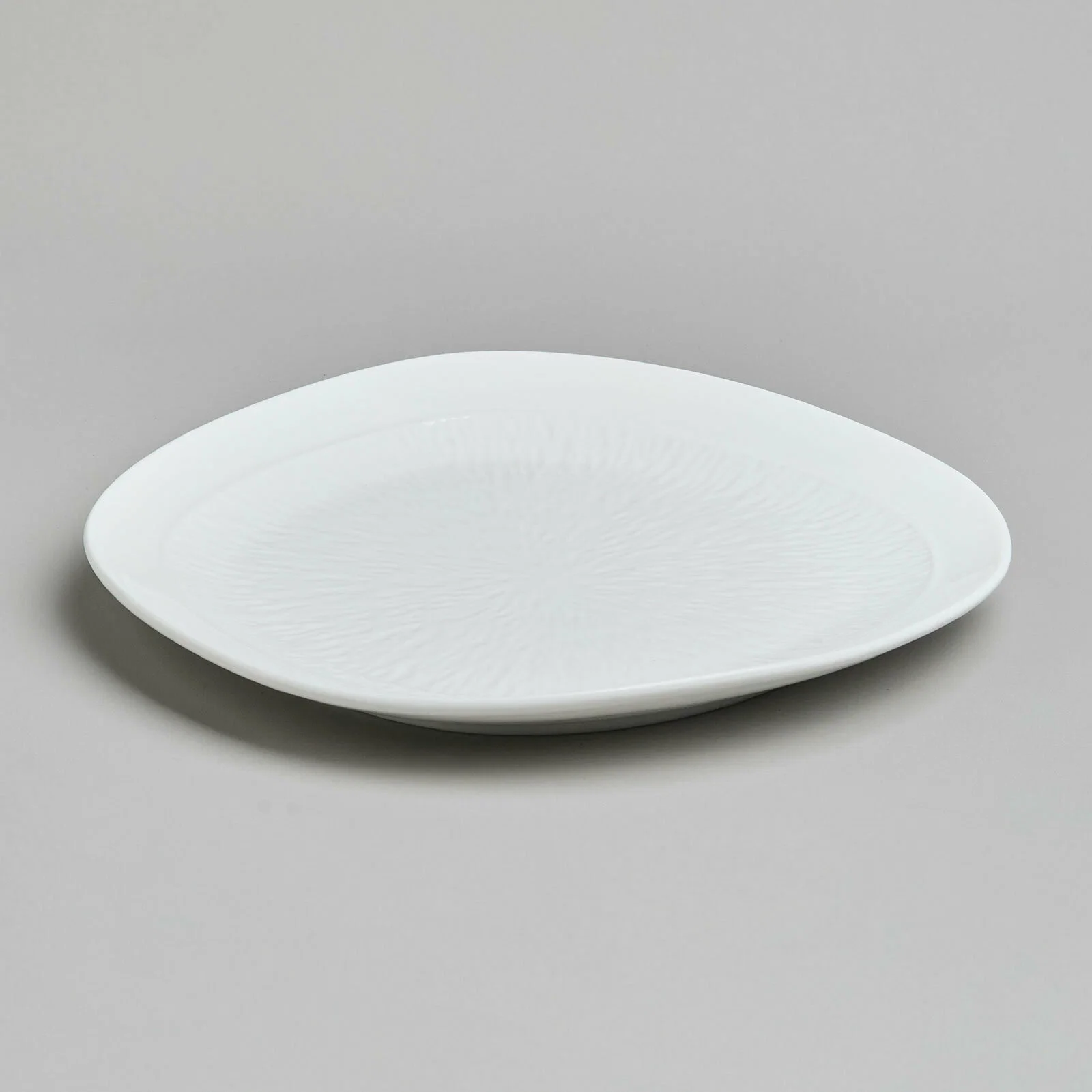 БЛЮДО СЕРВИРОВОЧНОЕ LEFARD "BANQUET" 30*29*3 СМ