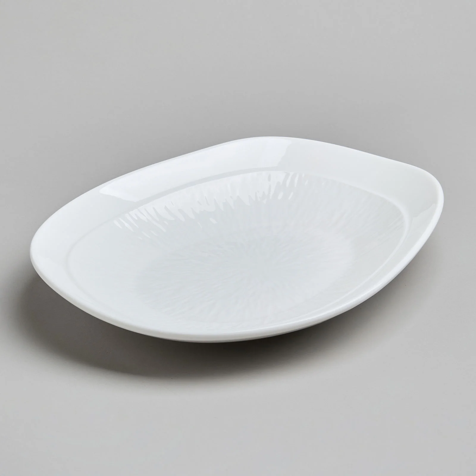 БЛЮДО СЕРВИРОВОЧНОЕ LEFARD "BANQUET" 30*29*3 СМ