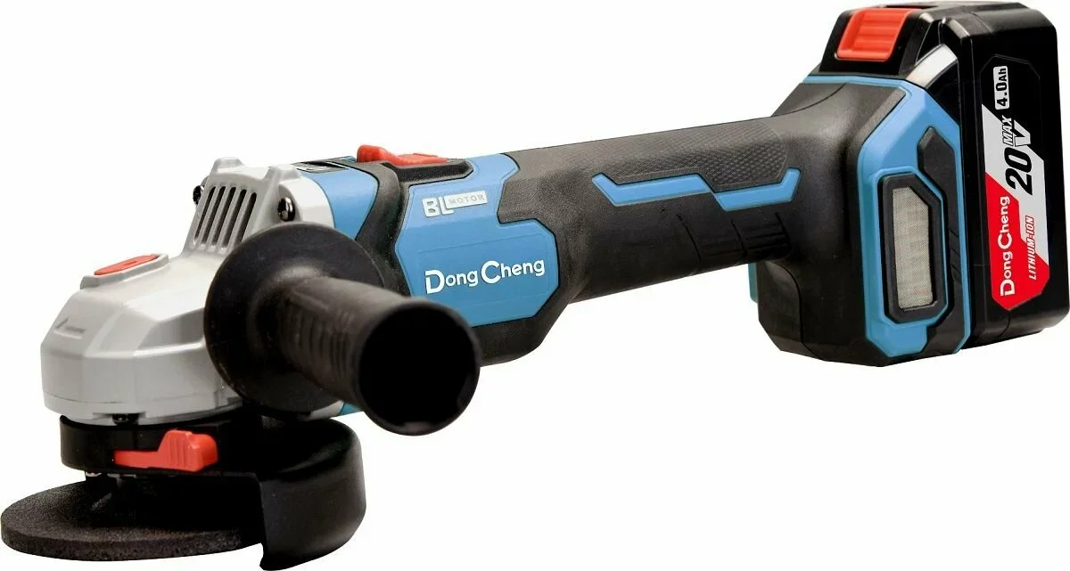 Углошлифовальная машина DongCheng DCSM04-125 9000об/мин рез.шпин.:M14 d=125мм жестк.кейс (DCSM04-125(TYPE EM))