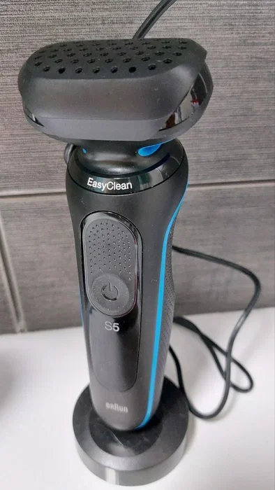 Электробритва Braun 51-B4650cs Blue