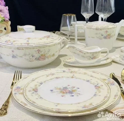145-317 Чайно-столовый сервиз 100пр. FLEUR в под.уп.(х0,5)Костяной фарфор