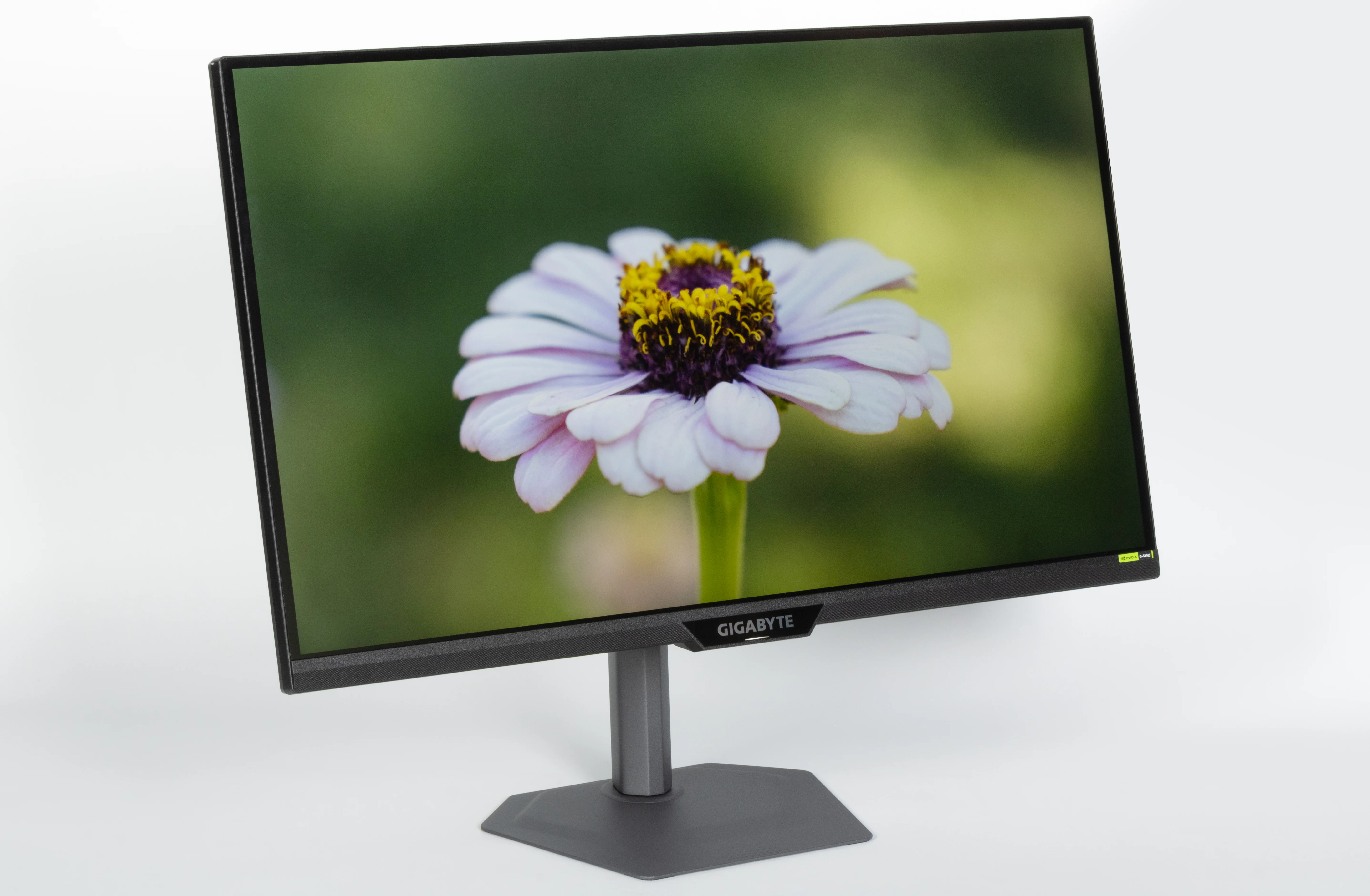 Монитор 27" Gigabyte G27Q2 IPS 2560x1440, 200 Гц, 0.5 мс (GtG), 16:9, 350 кд/м², 2×HDMI 2.0, DP 1.4, USB-C (15 Вт PD), 3.5 Jack, HDR10, FreeSync Premi