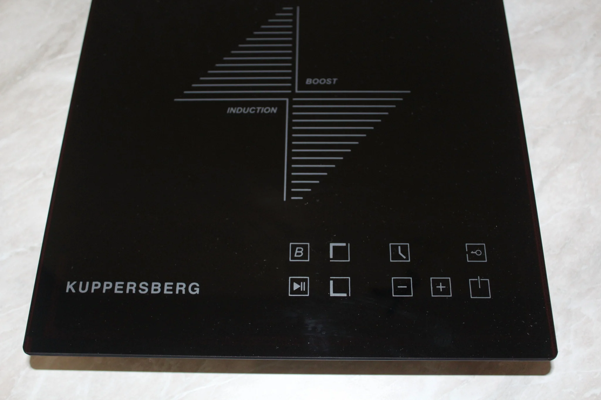 Варочная поверхность Kuppersberg/Варочная поверхность Kuppersberg, индукция, High-Tech, 9 уровней мощности, inverter, таймер, пауза, Booster, автомати