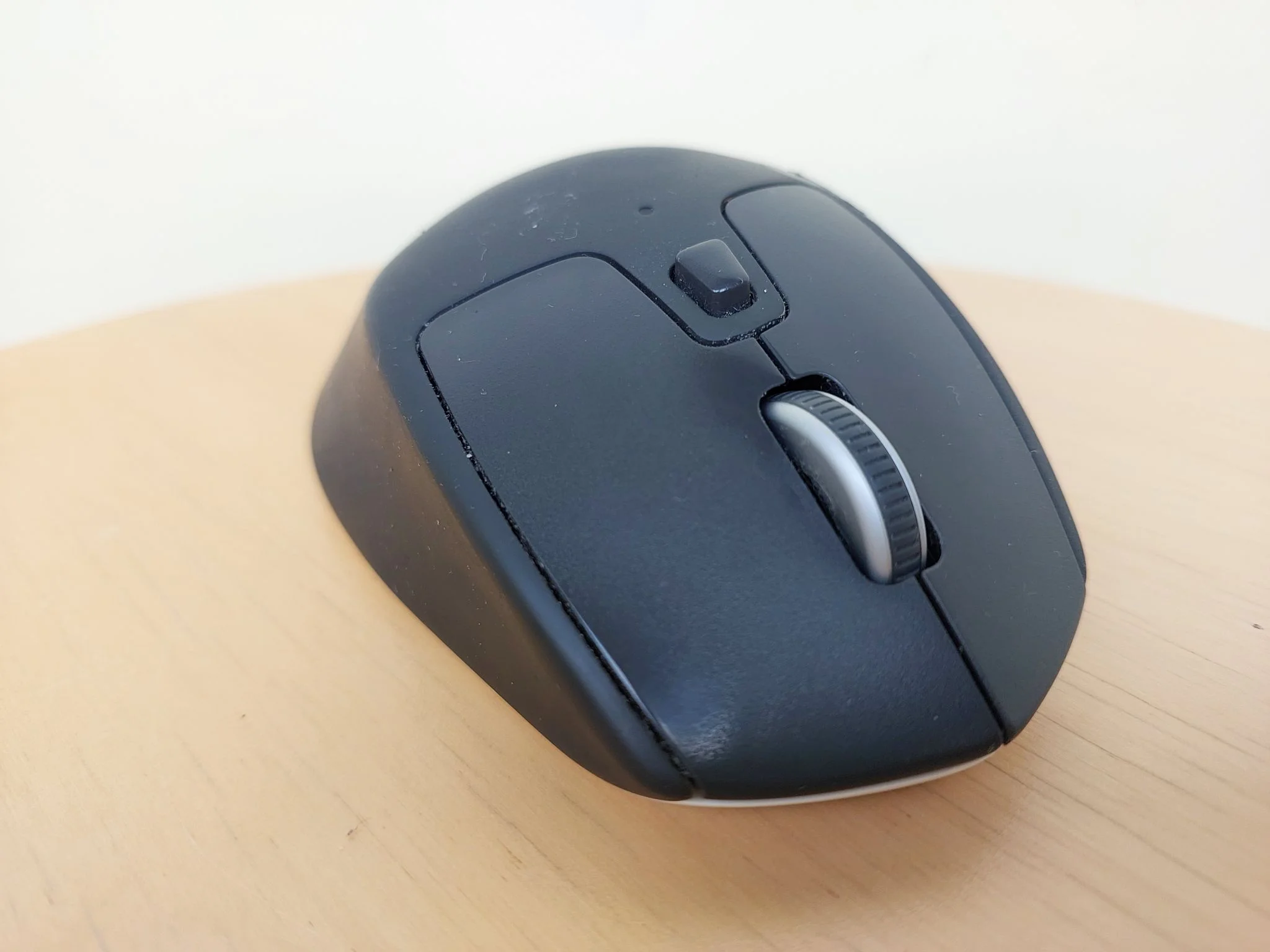 Мышь беспроводная M720 TRIATHLON BLACK 910-004794 LOGITECH