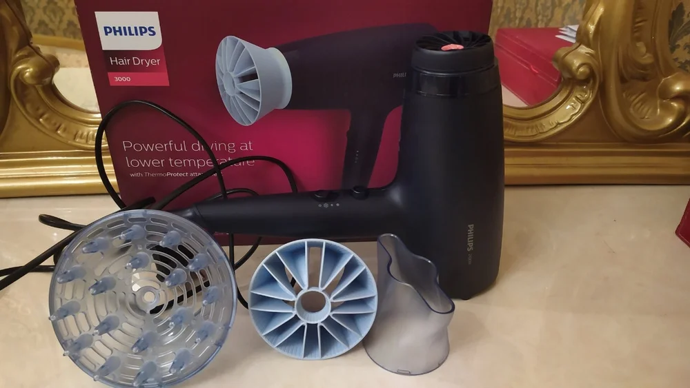 Фен Philips BHD360 (2100Вт, ионизация)