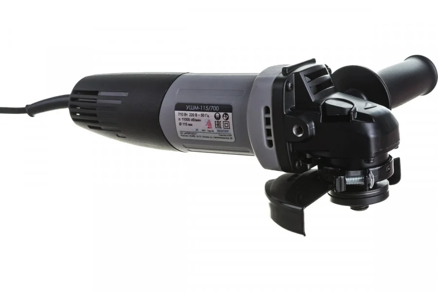 Углошлифовальная машина Кратон AMG-700-115 700Вт 11000об/мин рез.шпин.:M14 d=115мм (3 05 01 039)