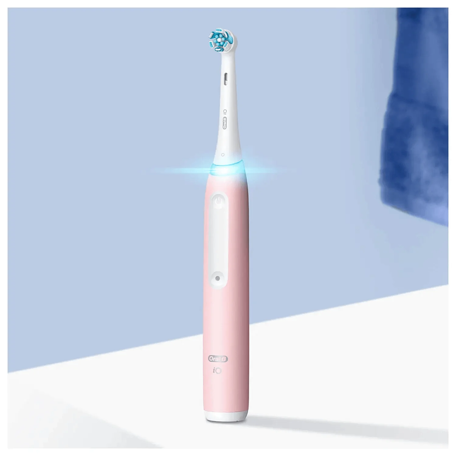 Электрическая зубная щетка Oral-B iO Series 3/iOG3.1A6.0 Pink (с насадками 4 шт)