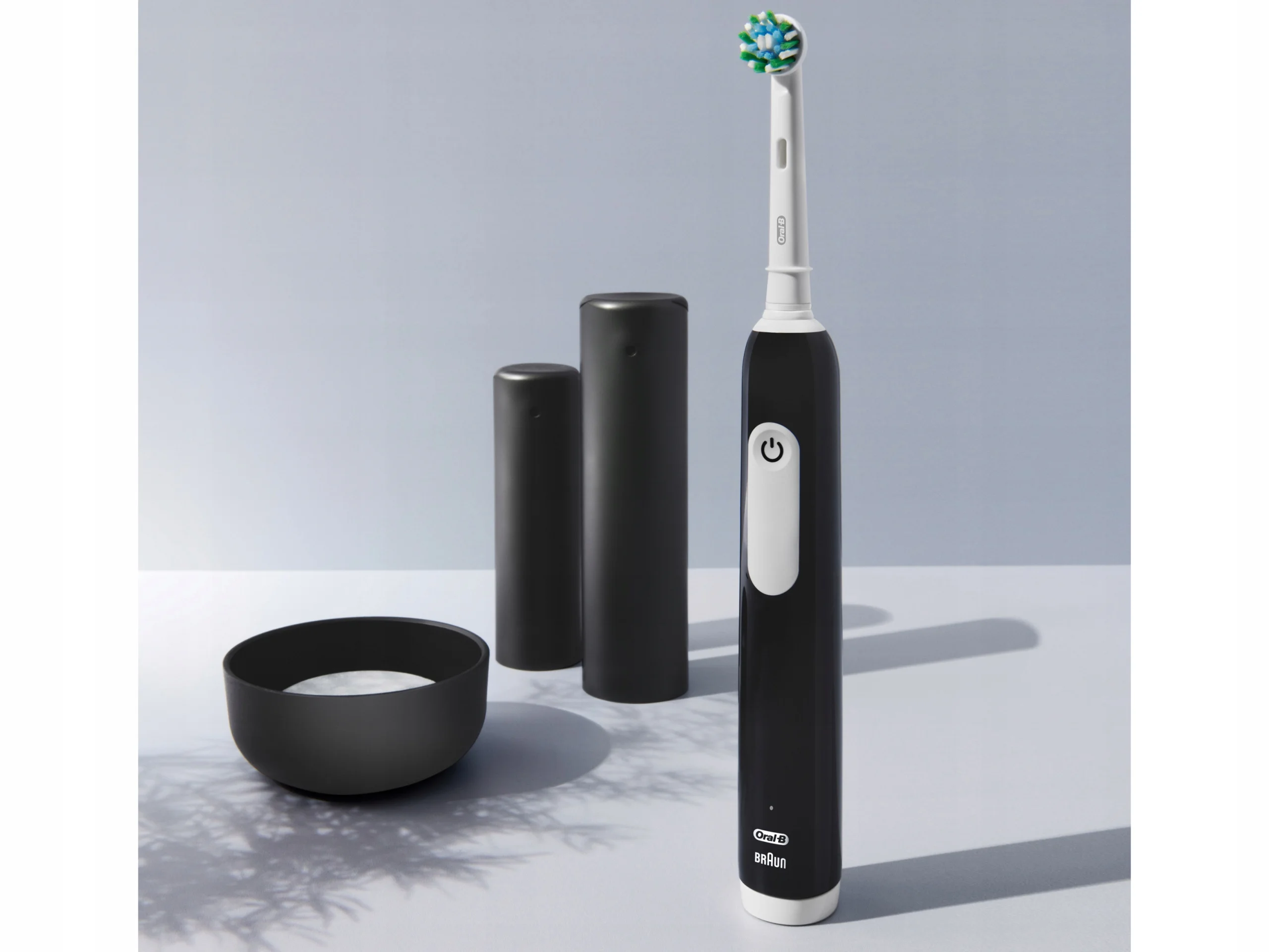 Электрическая зубная щетка Oral-B Pro Series 1/D305.513.3, черная, 3 режима, тип 3791