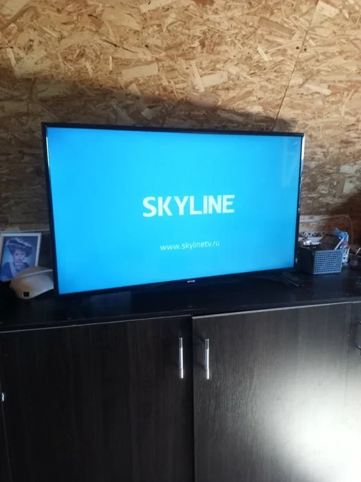 Телевизор Skyline 24YT5900