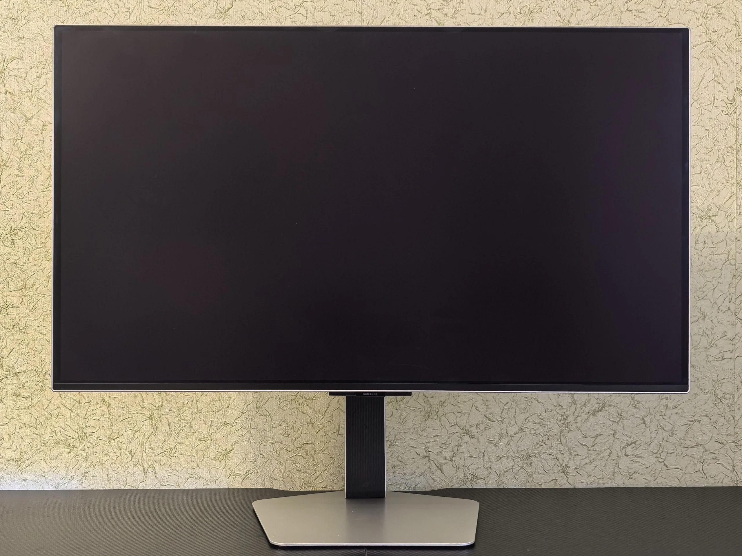 Монитор 31.5" Samsung Odyssey OLED G8 G80SD OLED 3840x2160, 240 Гц, 0.03 мс, 16:9, 250 кд/м², 2xHDMI, 1xDP, 2xUSB, 1xUSB-B, 2x5 Вт, серебристый
