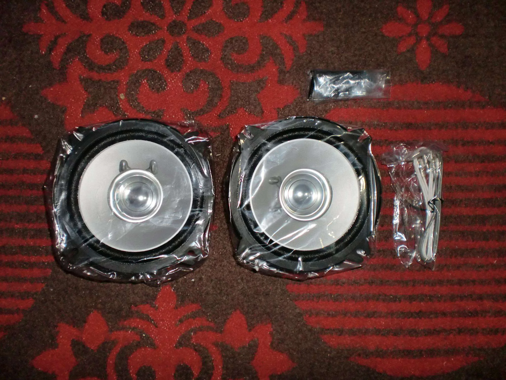Колонки автомобильные Kenwood KFC-S1356G 260Вт 89дБ 4Ом 13см (5дюйм) (ком.:2кол.) коаксиальные однополосные