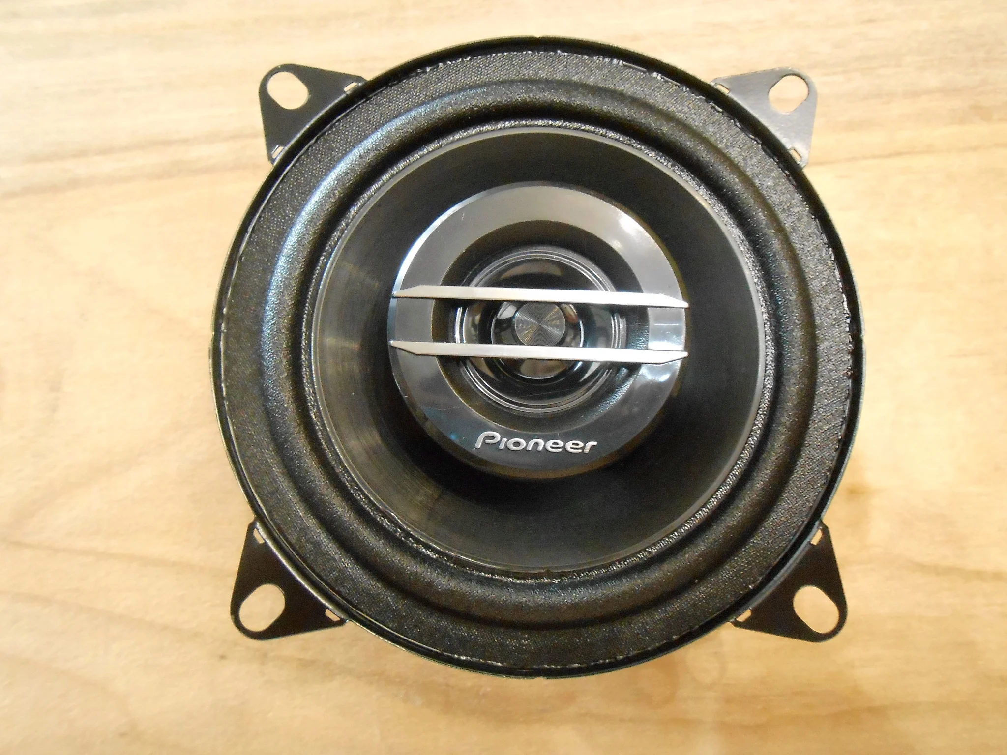 Колонки автомобильные Pioneer TS-G1020F 210Вт 87дБ 4Ом 10см (4дюйм) (ком.:2кол.) коаксиальные двухполосные