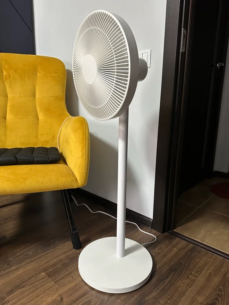Вентилятор Xiaomi Mi Smart Standing Fan 2 белый, напольный, 15 Вт, 100 скоростей, 35.5 см