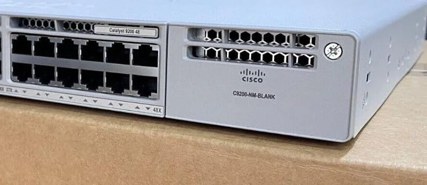 Коммутатор Cisco Catalyst C9200-48T-E, 48×1 Гбит/с
