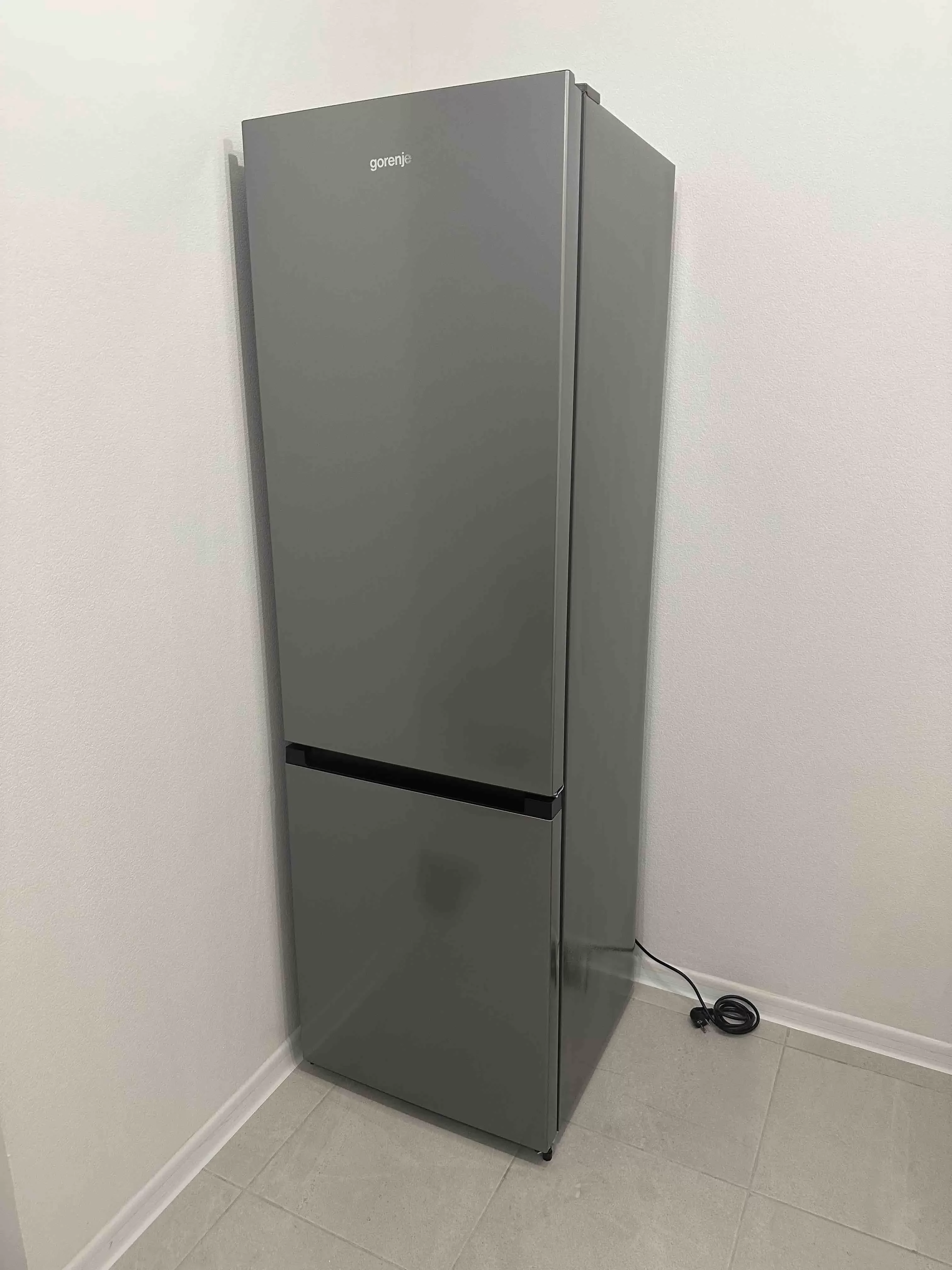 Холодильник Gorenje RK4181PS4 нержавеющая сталь двухкамерный 198/66л морозилка снизу, капельная система