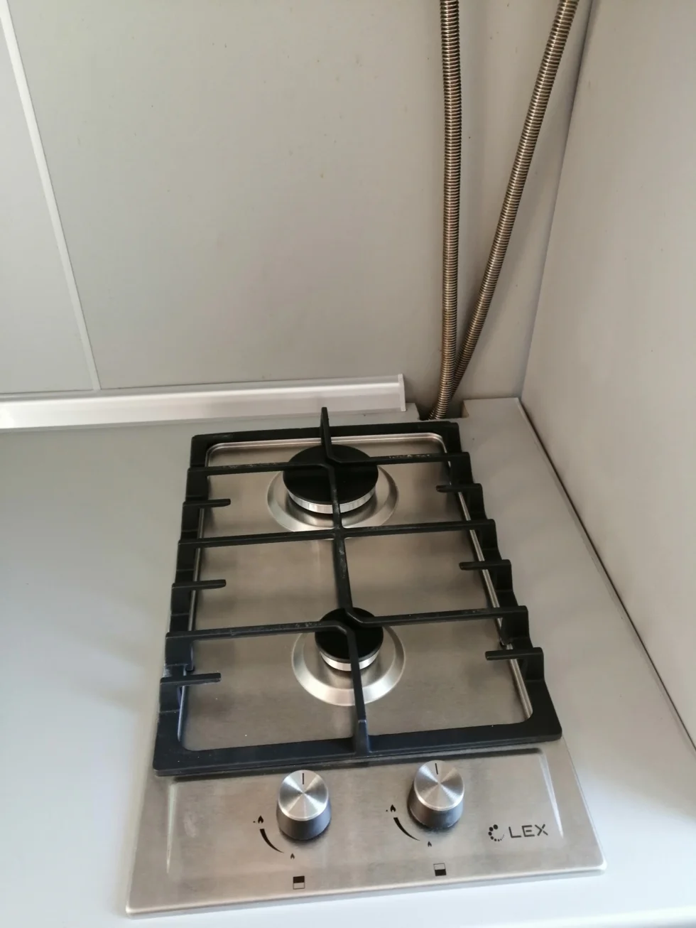 Газовая варочная панель LEX GVS 321 Inox 4000Вт 2 комфорки нерж.сталь