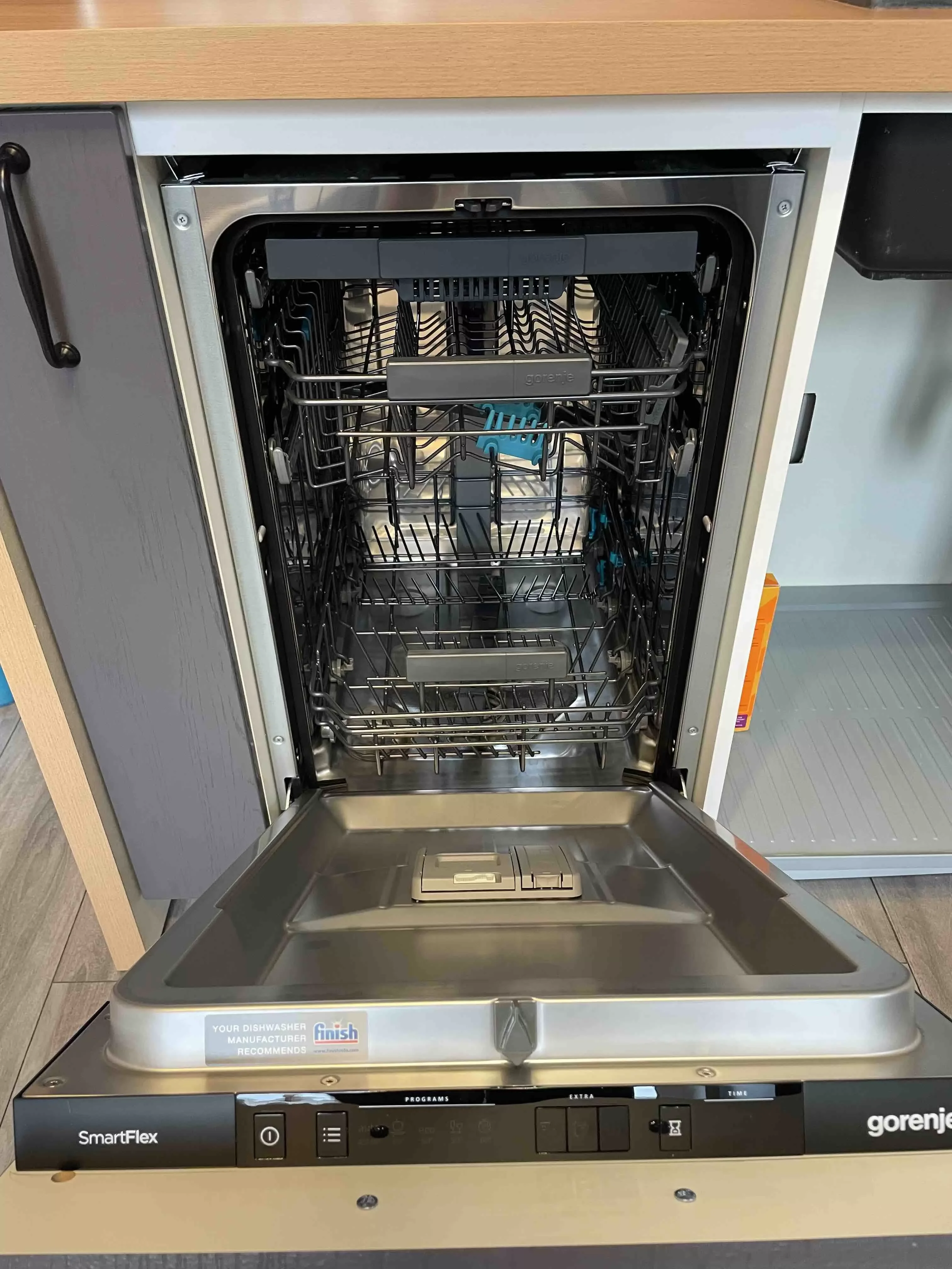 Встраиваемая посудомоечная машина Gorenje GV561D10
