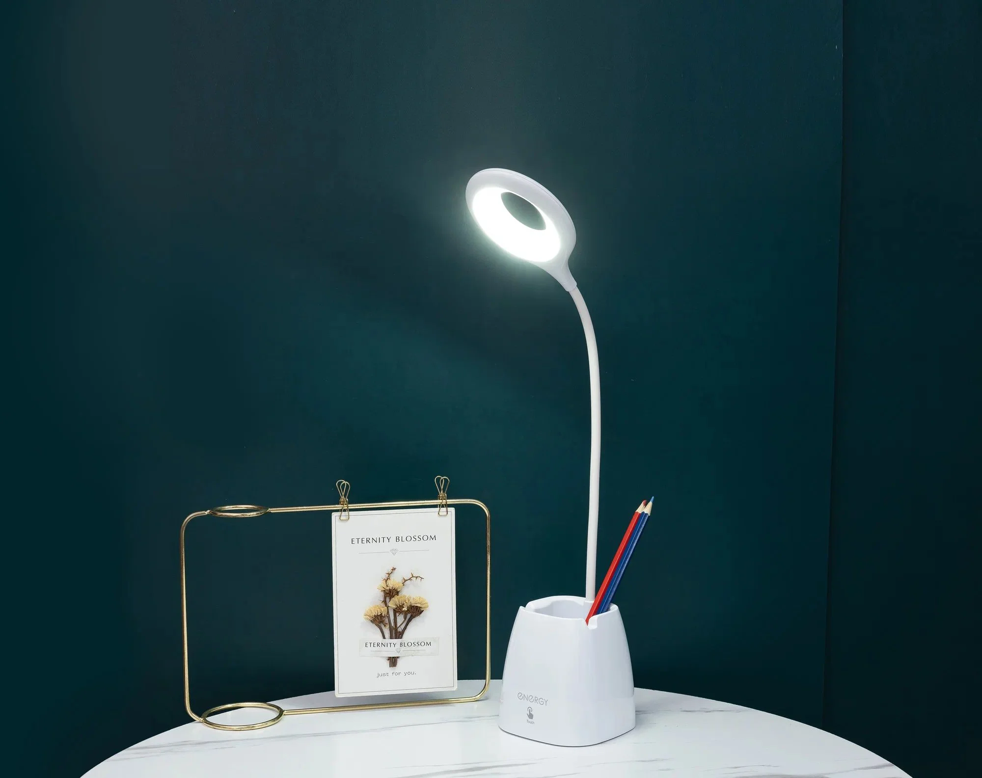 Лампа электрическая настольная ENERGY EN-LED 35