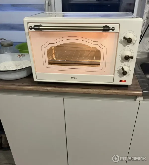 Печь JVC JH-MO355 (35 л, 2000 Вт,таймер 1-72час,Цвет.Диспл 35-230°С Конвекция Гриль)
