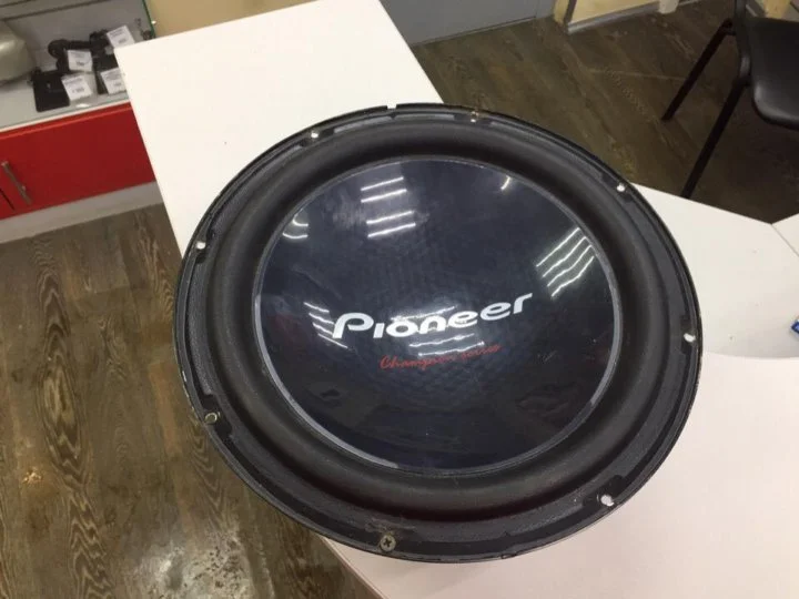 Сабвуфер автомобильный Pioneer TS-A300S4 500Вт пассивный (30см/12")