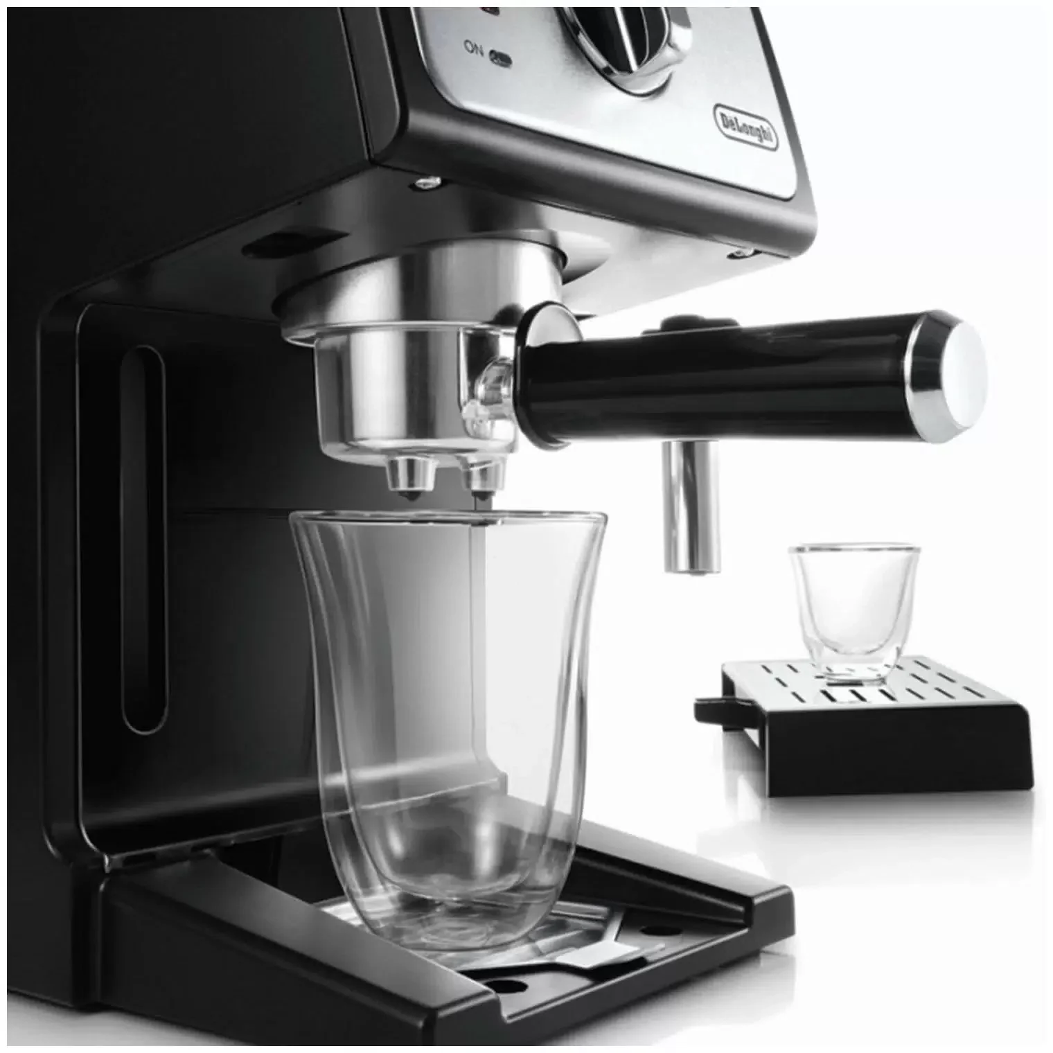 Кофеваркa DeLonghi ECP33.21.BK