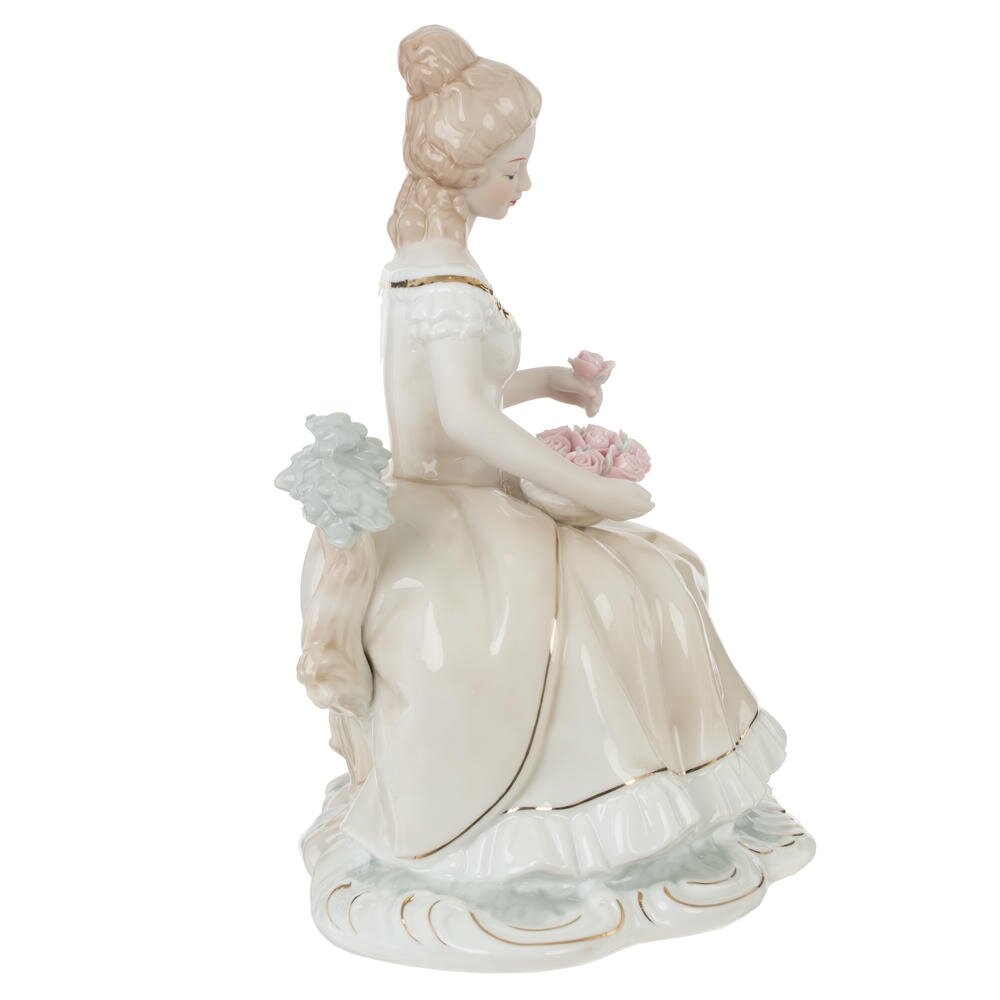 Фигурка декоративная "Девушка", L18 W13,5 H22 см