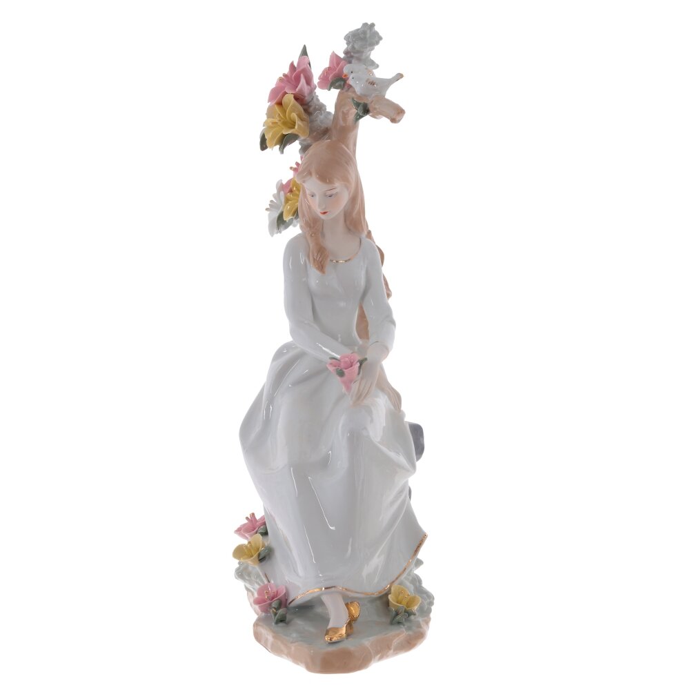 Фигурка декоративная "Девушка", L24,5 W12 H37 см