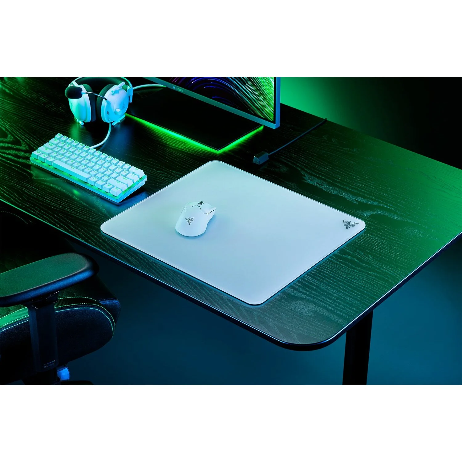 Игровой коврик для мыши Razer Atlas белый