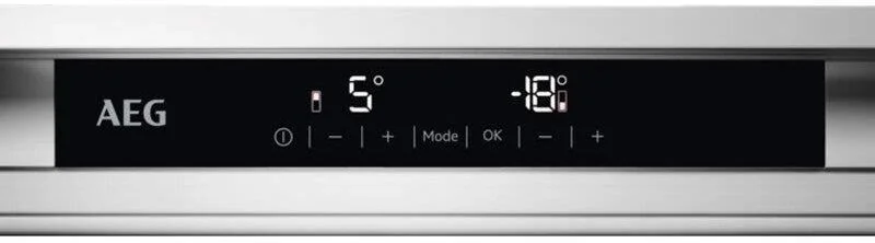 Встраиваемый двухкамерный холодильник Electrolux ENS8TE19S