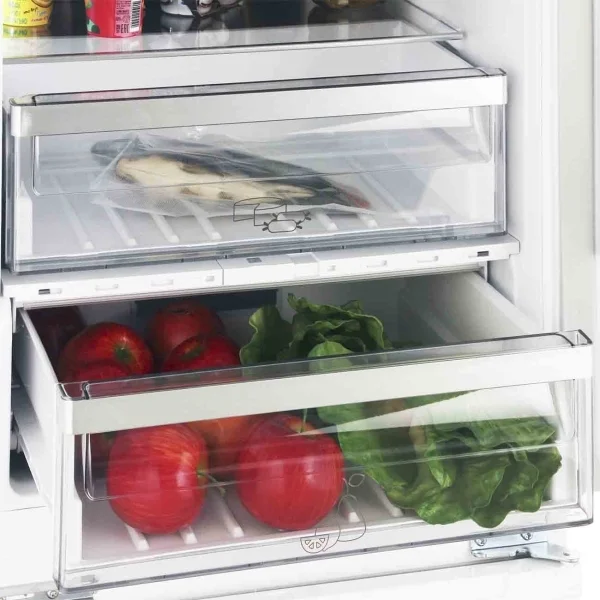 Встраиваемый двухкамерный холодильник Grundig GKIN25720