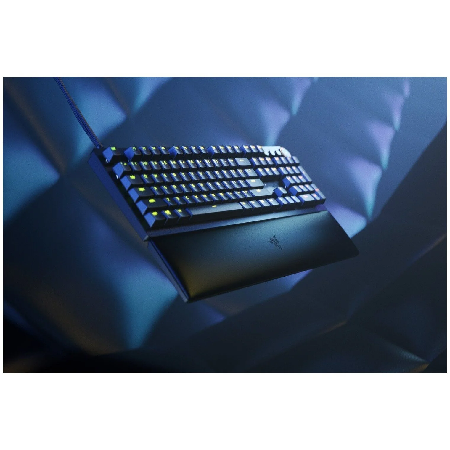 Клавиатура проводная игровая Razer Huntsman V2 (Purple Switch) - Russian Layout Gaming Keyboard