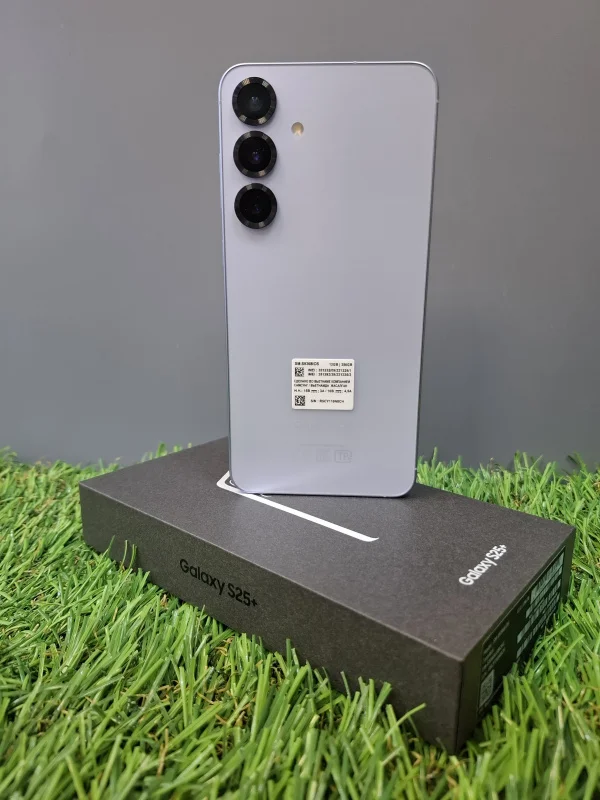Смартфон Samsung Galaxy S25+, 12/256Gb, серый