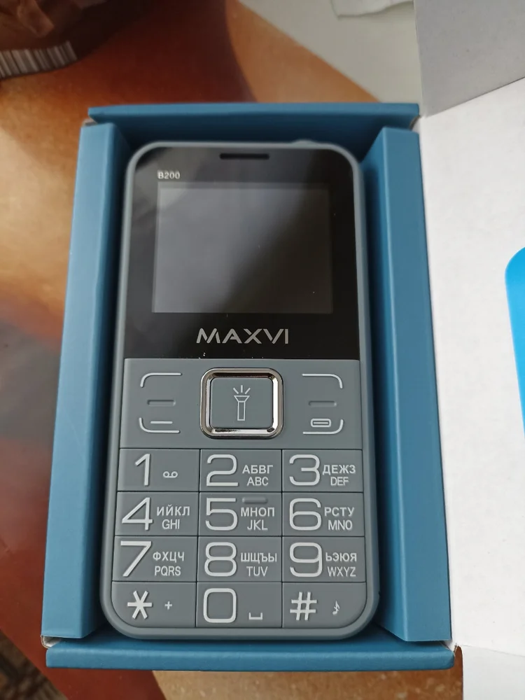 Мобильный телефон Maxvi B200 синий