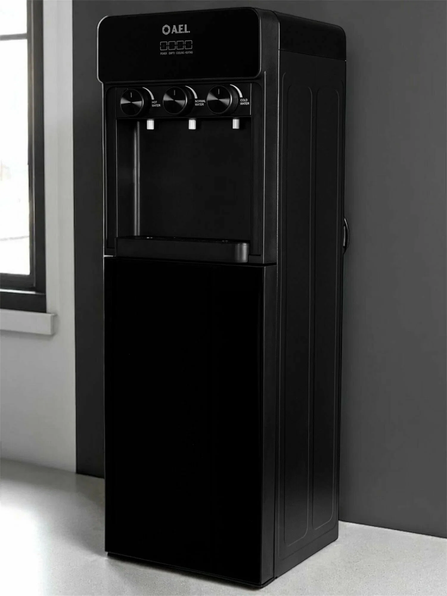 Кулер для воды AEL LC-AEL-825a full black