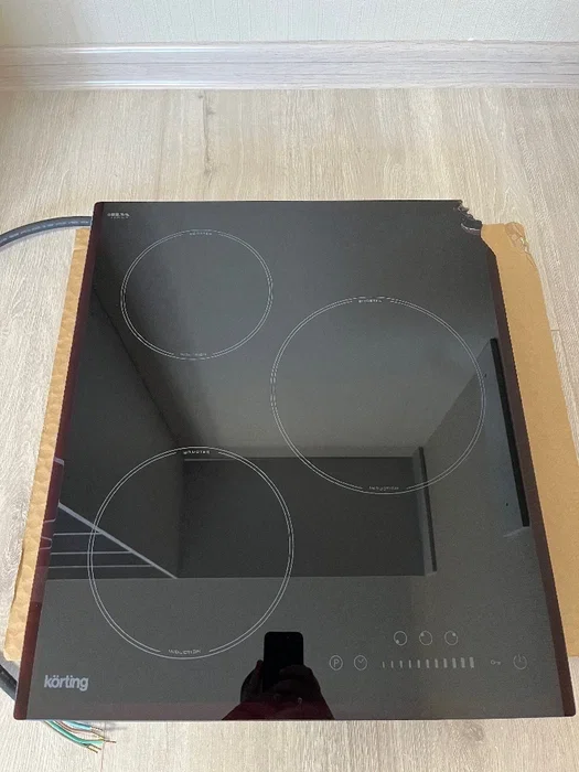 Индукционная варочная панель Korting HI 43053 B