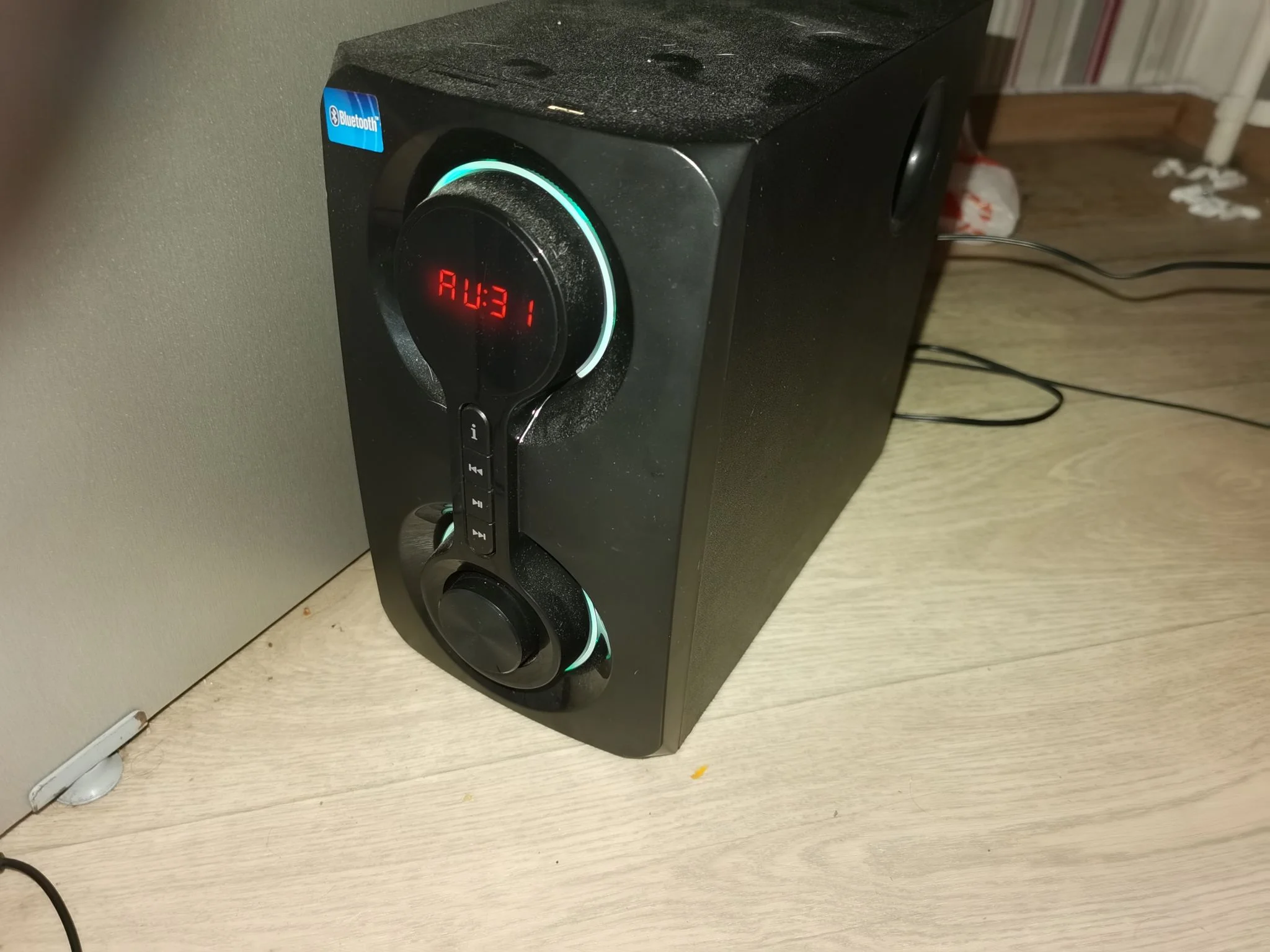 Defender Акустическая 2.1 система Eclipse 40Вт, BT/FM/MP3/SD/USB/AUX/RC