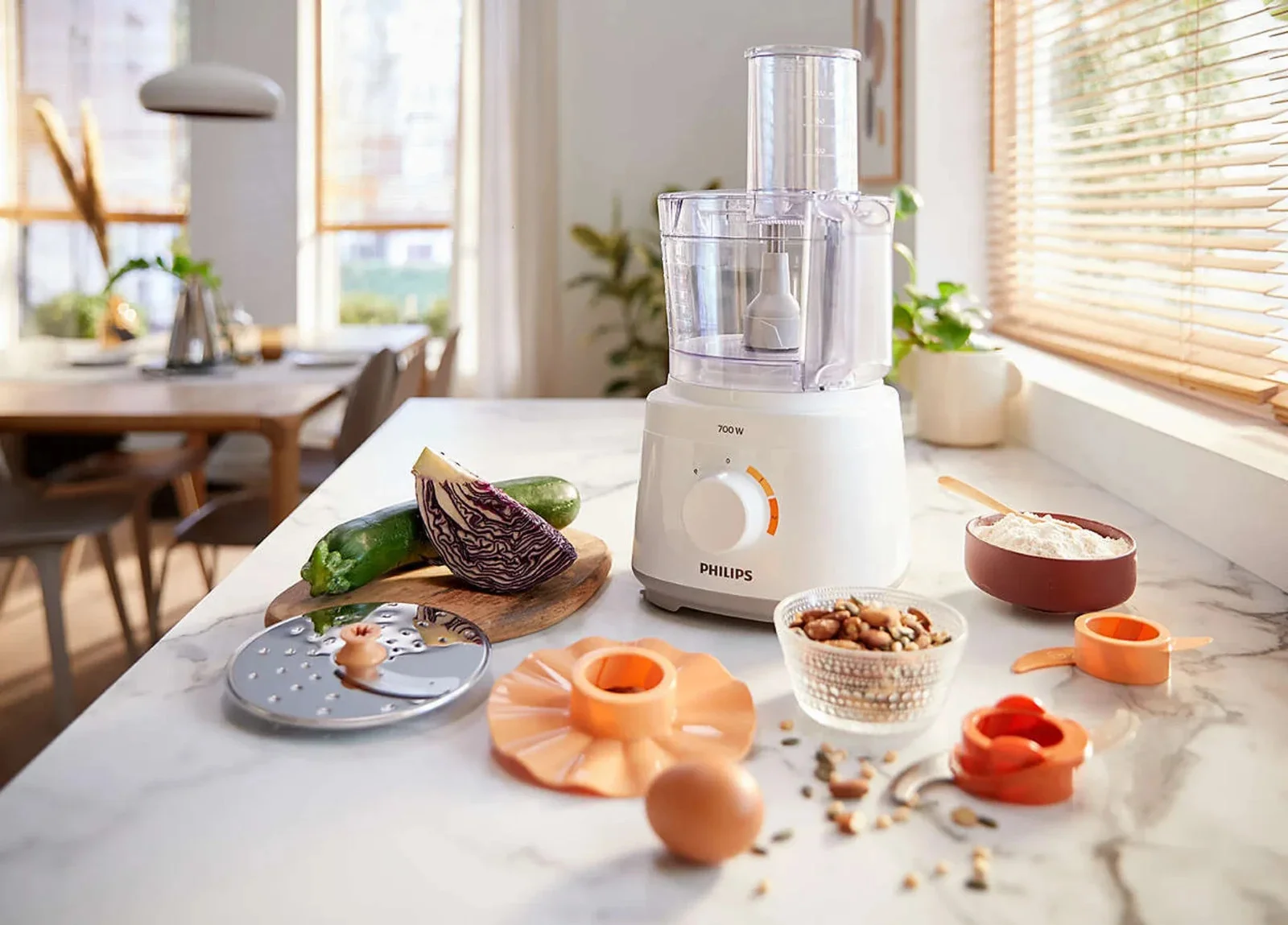 Кухонный комбайн Philips Daily Collection HR7310 700Вт,2 скорости,3 насадки,1,5л
