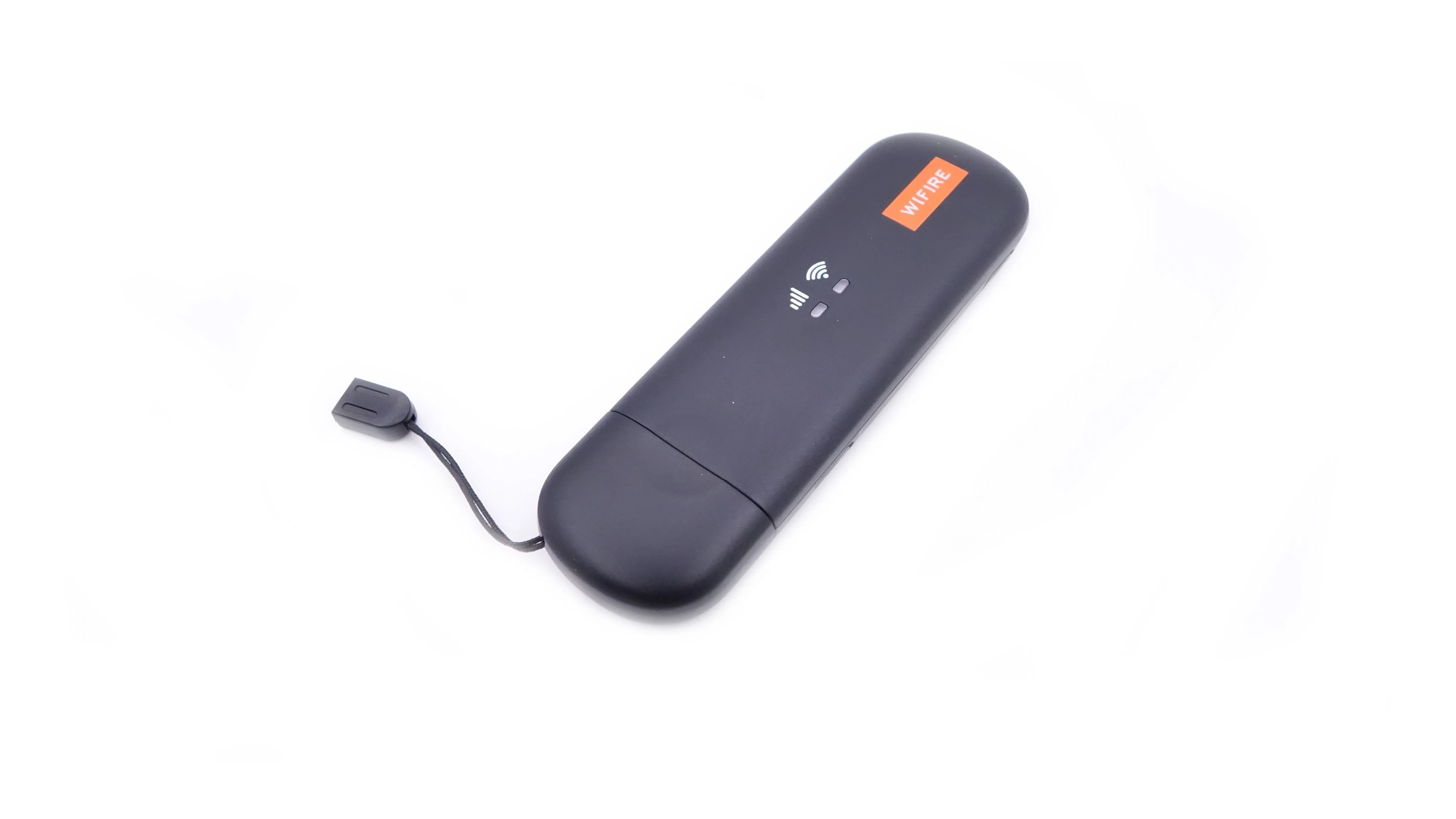 Модем 2G/3G/4G ZTE MF79RU USB Wi-Fi Firewall +Router внешний черный