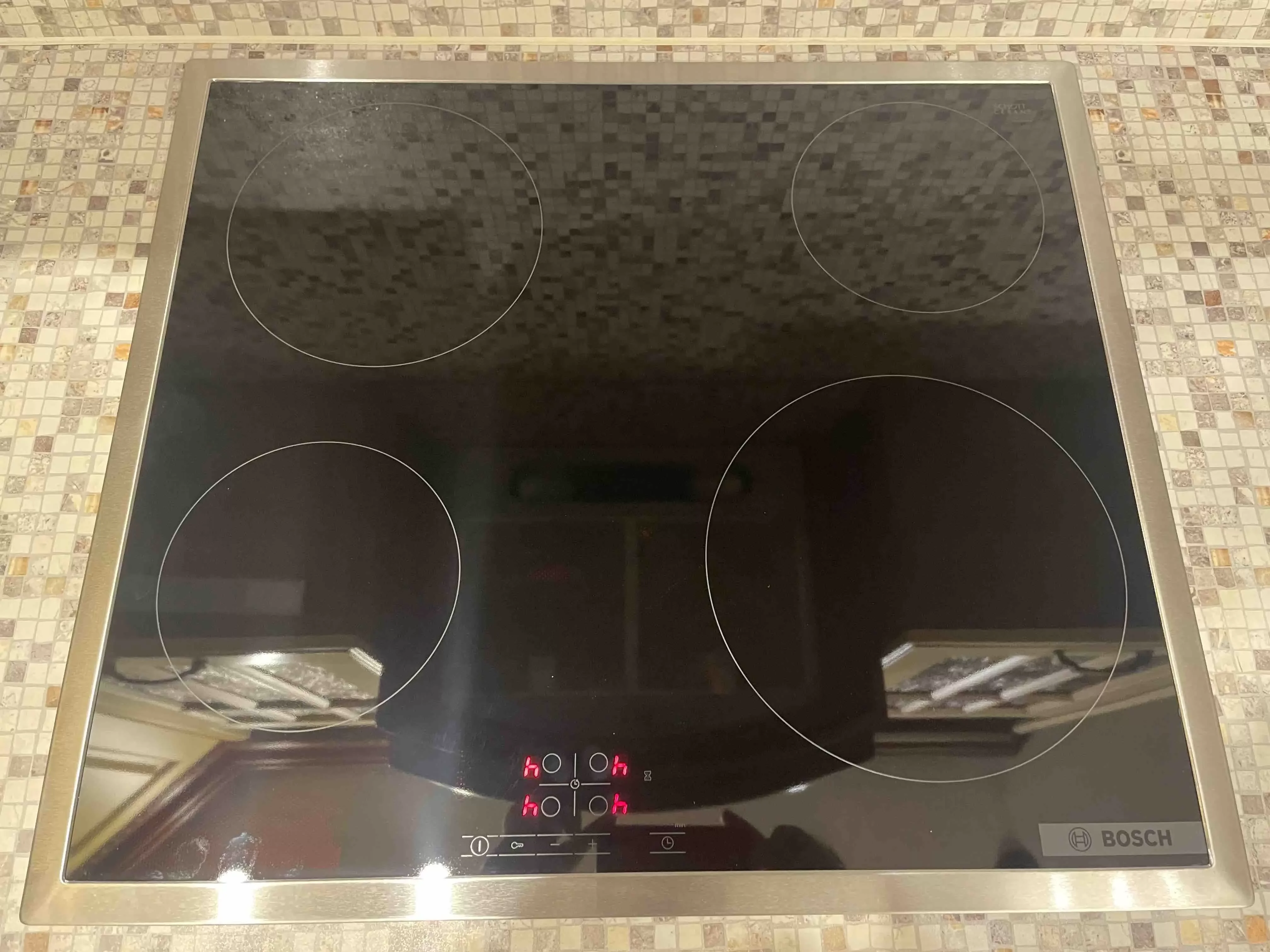 Электрическая варочная панель Bosch PKE645BB2E