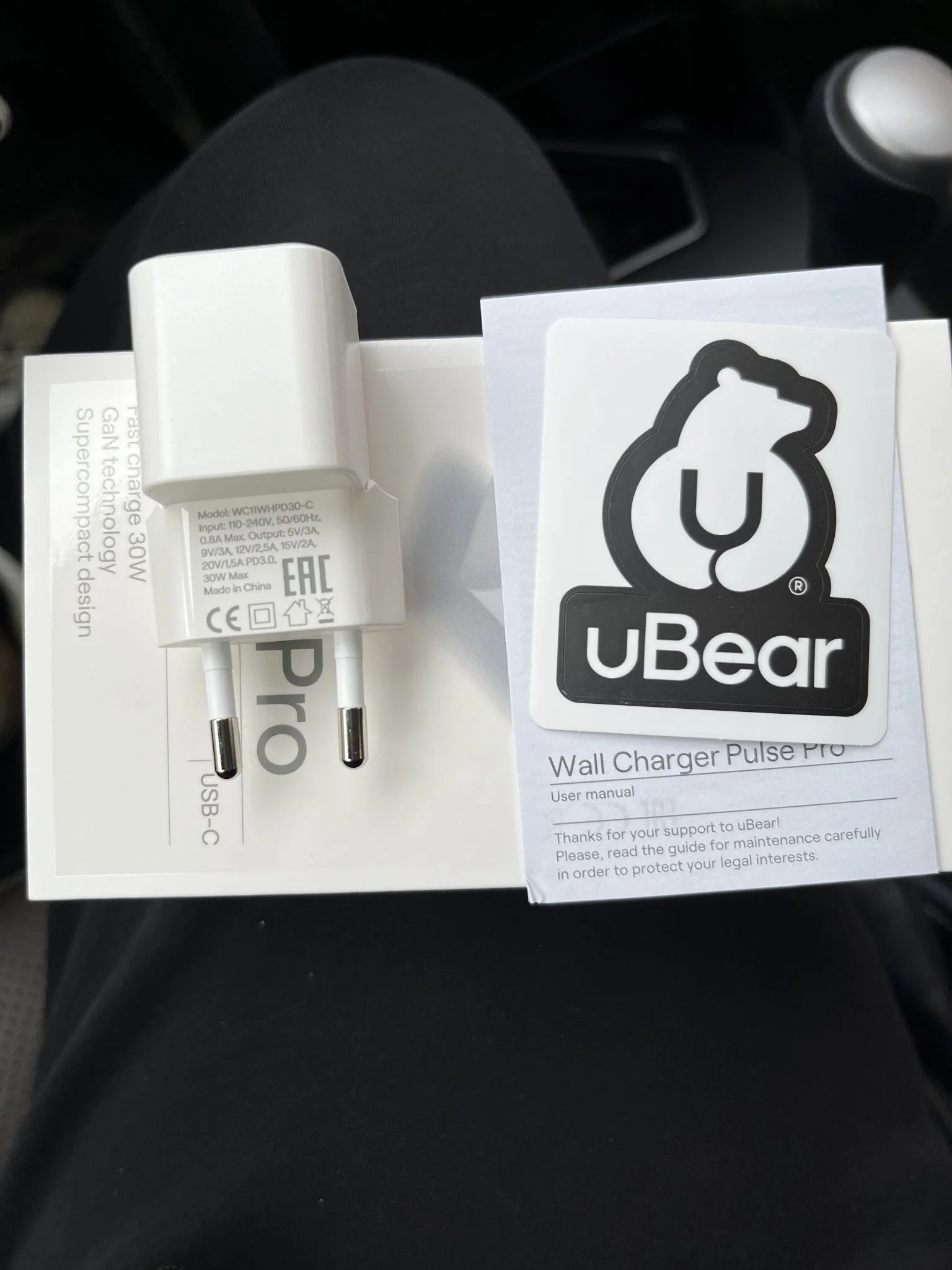 Зарядное устройство uBear Pulse Pro, GaN, 30 Вт, белый (WC11WHPD30-C)