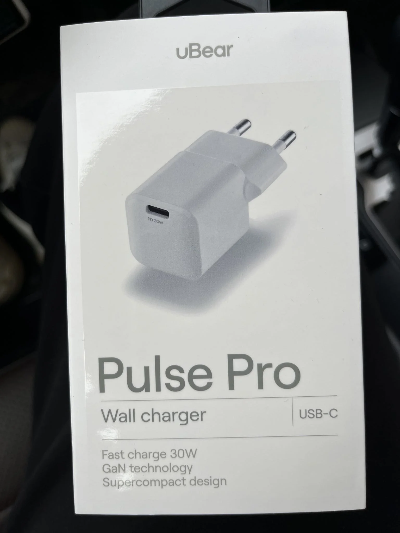 Зарядное устройство uBear Pulse Pro, GaN, 30 Вт, белый (WC11WHPD30-C)