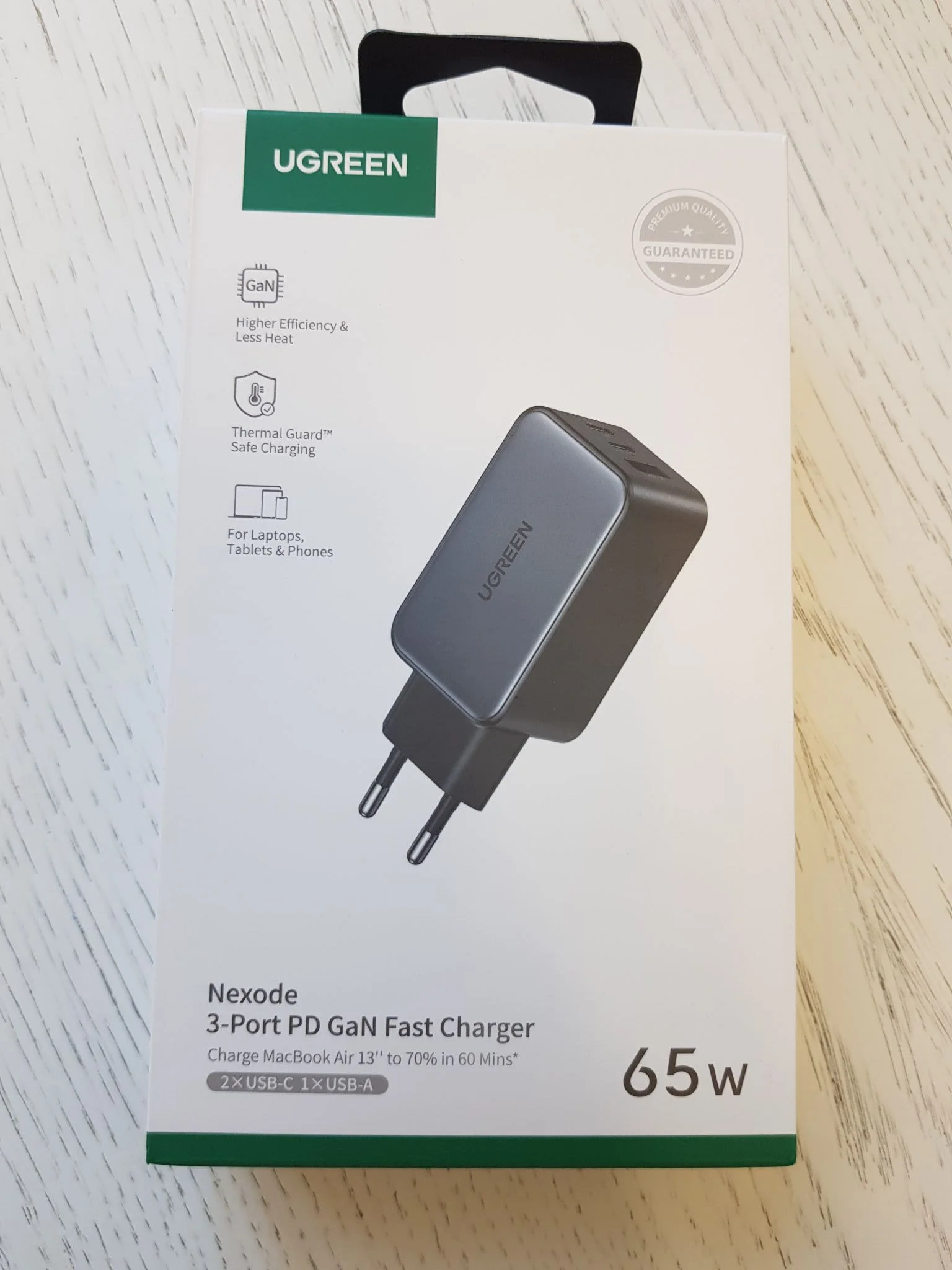 Зарядное устройство Ugreen USB A+2 USB C, 65 W, GAN Tech Fast Charger (10335)