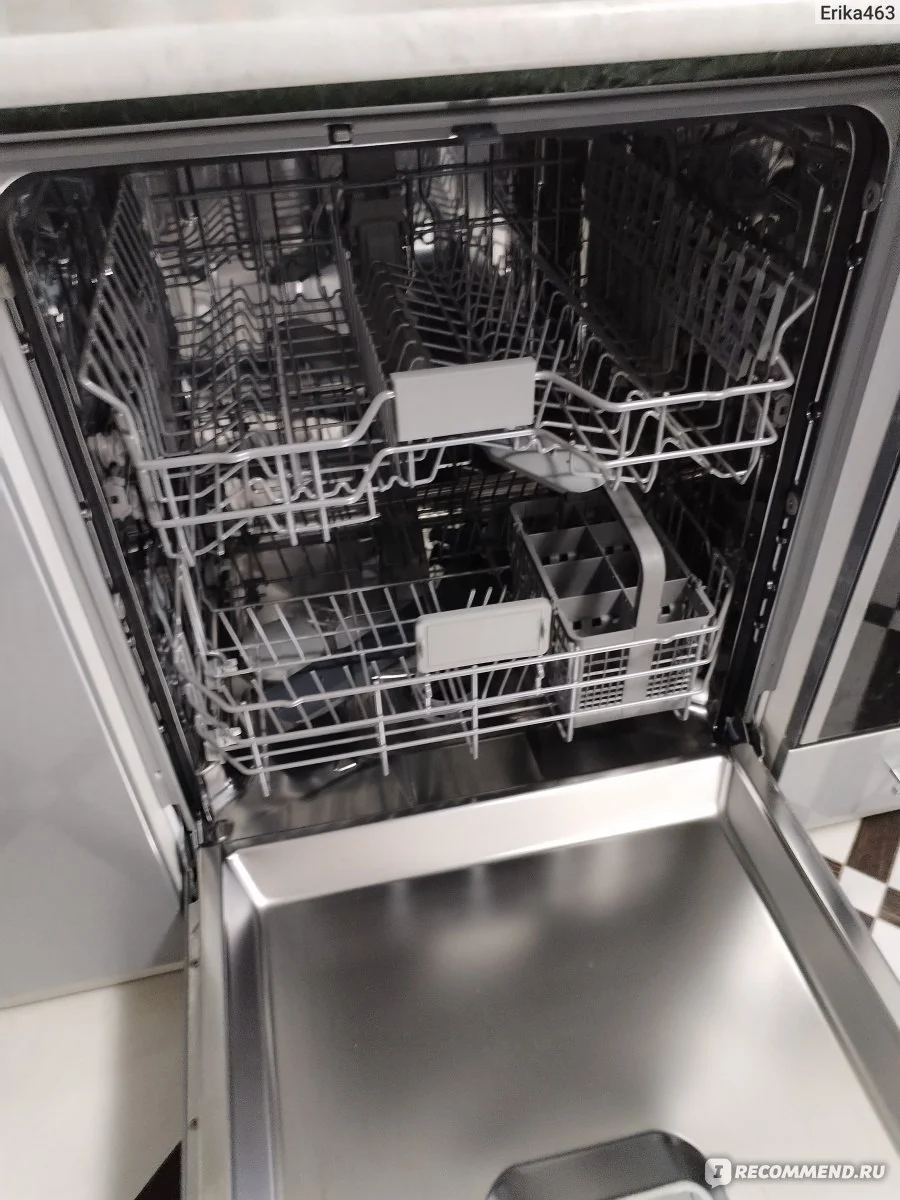 Встраиваемая посудомоечная машина Hotpoint HI 4D66 DW