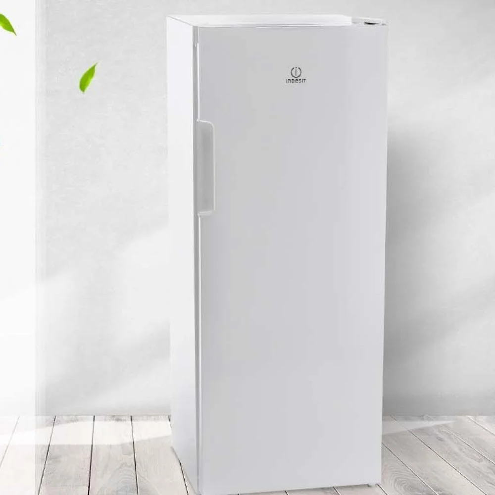 Морозильная камера Indesit DFZ 4150 белый, 204л, 6 ящиков
