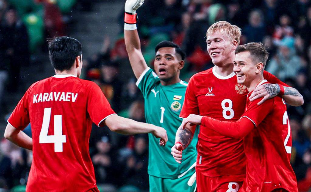 <p>Сборная России по футболу</p> (РФС)