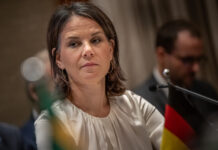 Украина получит дальнобойное оружие для преодоления минных заграждений 413a89f8-004f-41f9-81cd-3438bdc719cf-674d0595